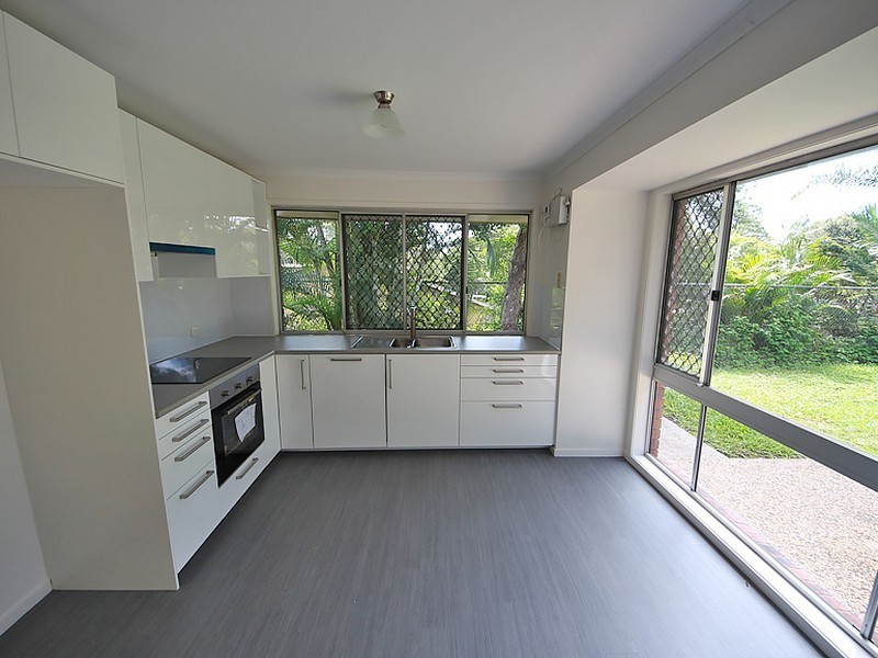 5 Janine Court, Kallangur QLD 4503