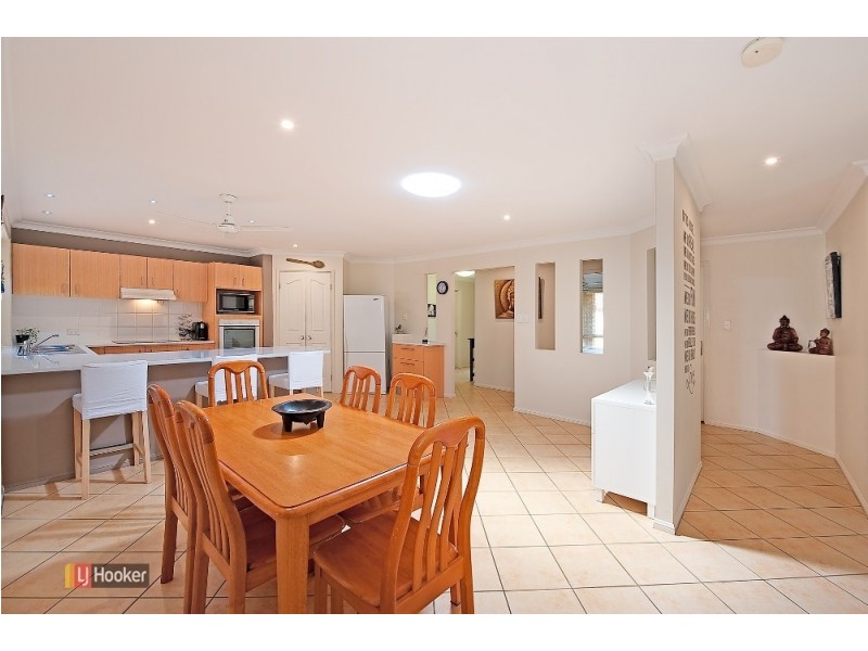 14 Ming Dynasty Court, Dakabin QLD 4503