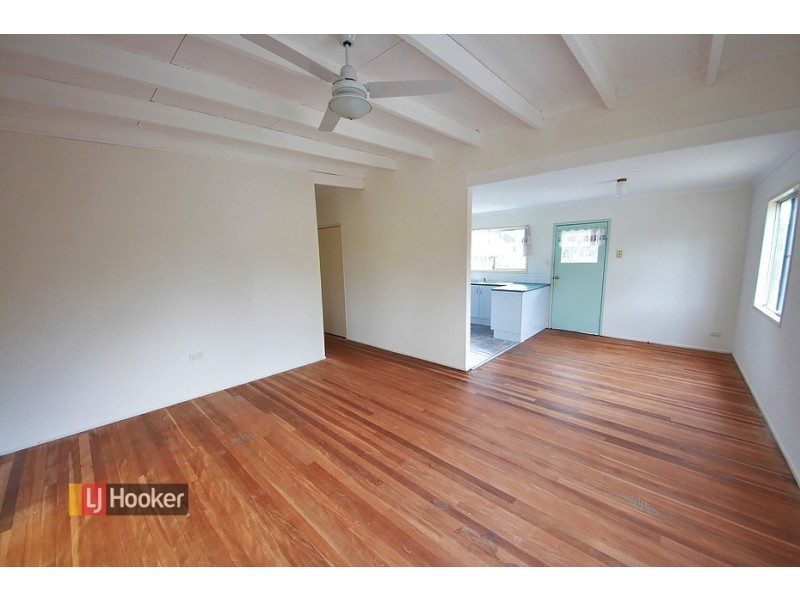 207 Duffield Road, Kallangur QLD 4503