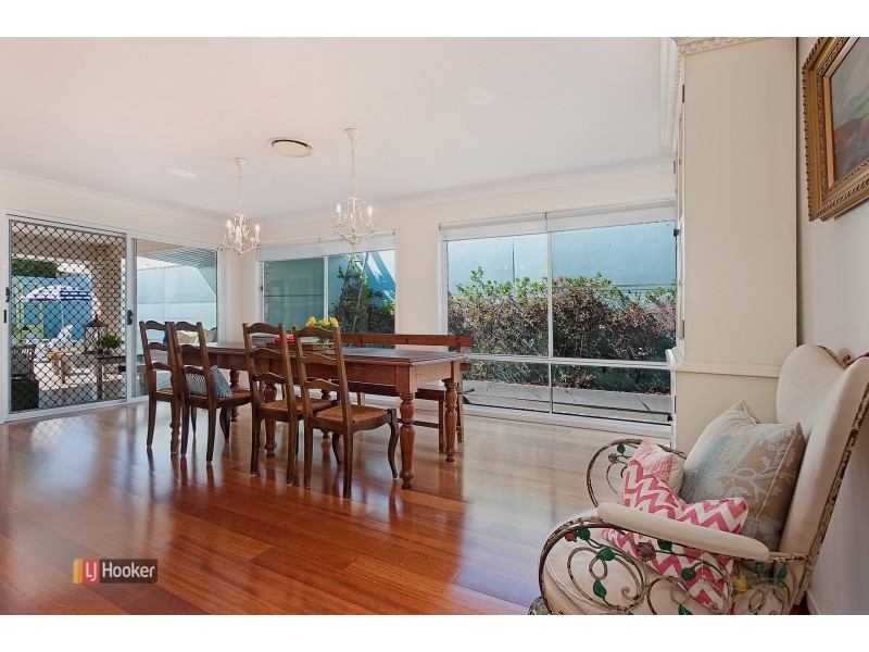 11 Waterway Crescent, Murrumba Downs QLD 4503