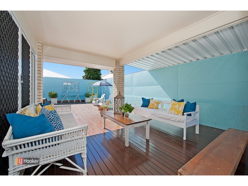 11 Waterway Crescent, Murrumba Downs QLD 4503
