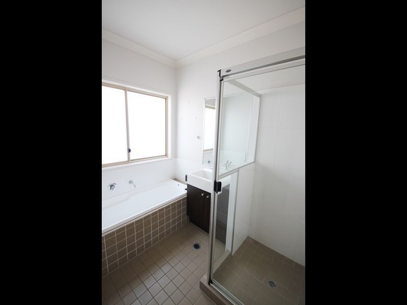 16 Birdwing Crescent, Kallangur QLD 4503