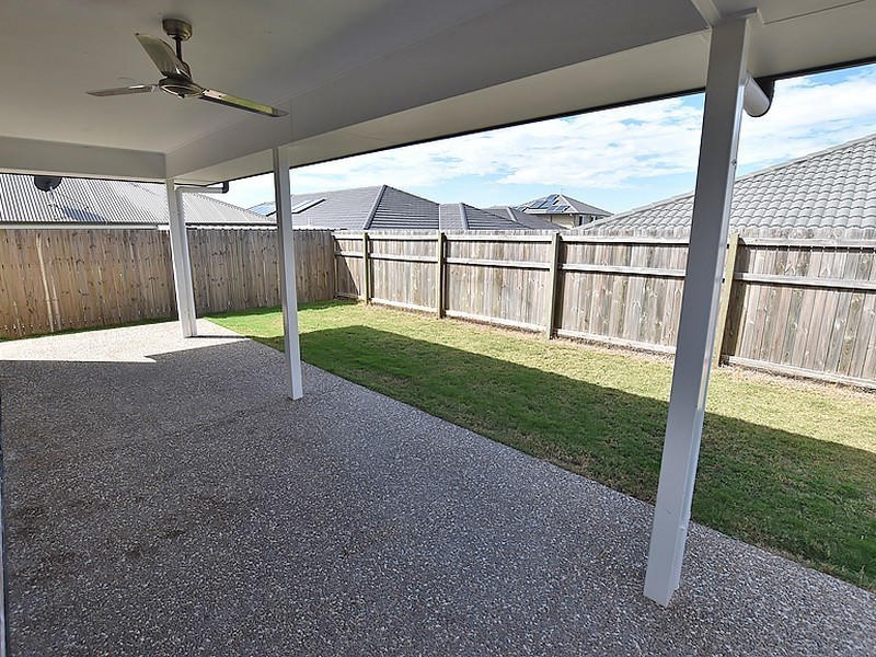 98 Mapleton Drive, North Lakes QLD 4509