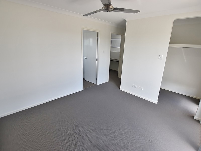 98 Mapleton Drive, North Lakes QLD 4509