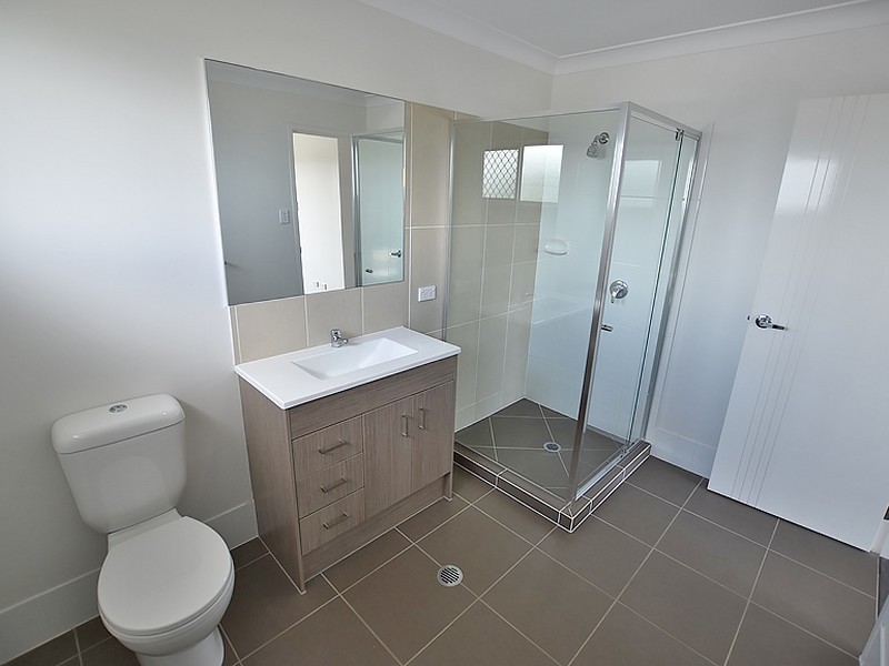 98 Mapleton Drive, North Lakes QLD 4509