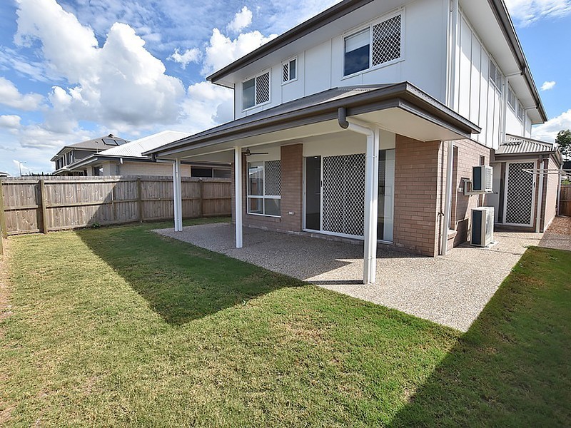 98 Mapleton Drive, North Lakes QLD 4509