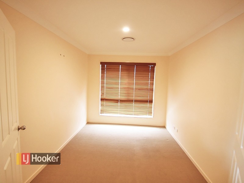 4 Swordgrass Court, Kallangur QLD 4503