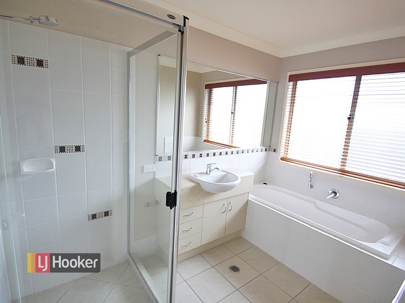 4 Swordgrass Court, Kallangur QLD 4503