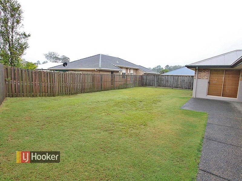 4 Swordgrass Court, Kallangur QLD 4503