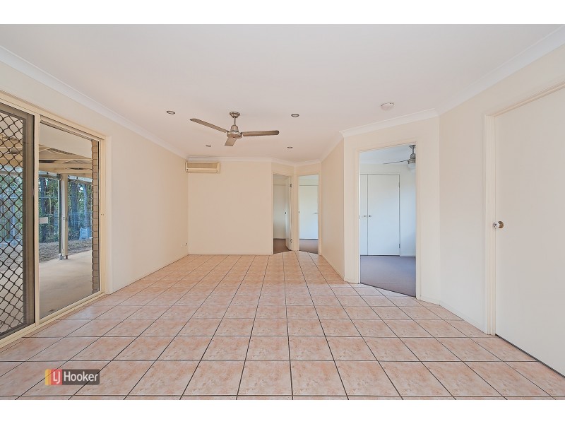 1 Hillcrest Court, Kurwongbah QLD 4503