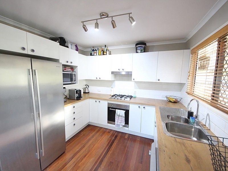 18 Lerose Avenue, Kallangur QLD 4503