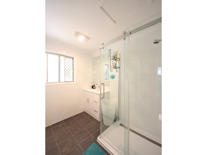 18 Lerose Avenue, Kallangur QLD 4503