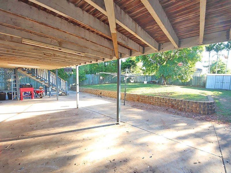18 Lerose Avenue, Kallangur QLD 4503