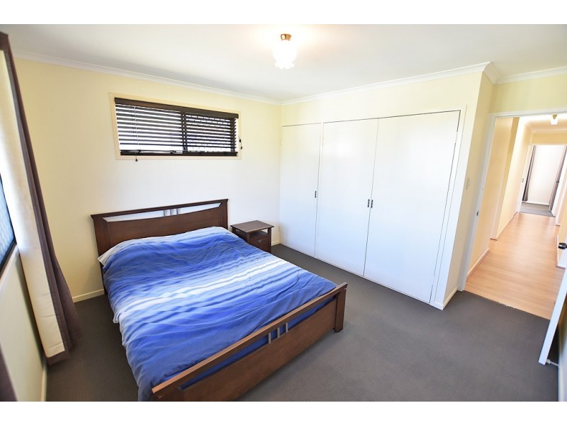 21 Sheehan Street, Kallangur QLD 4503