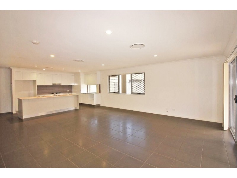 142 Glass House Circuit, Kallangur QLD 4503