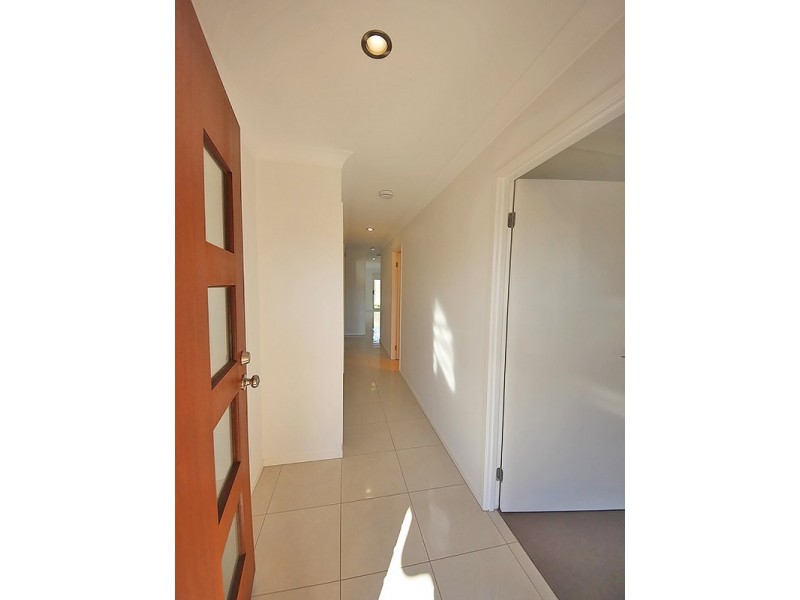 26 Olsen Circuit, Kallangur QLD 4503