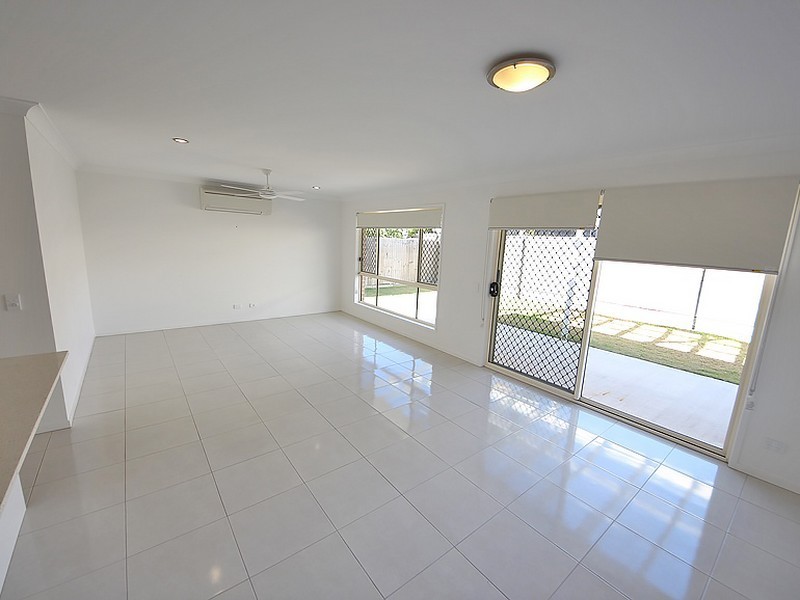26 Olsen Circuit, Kallangur QLD 4503