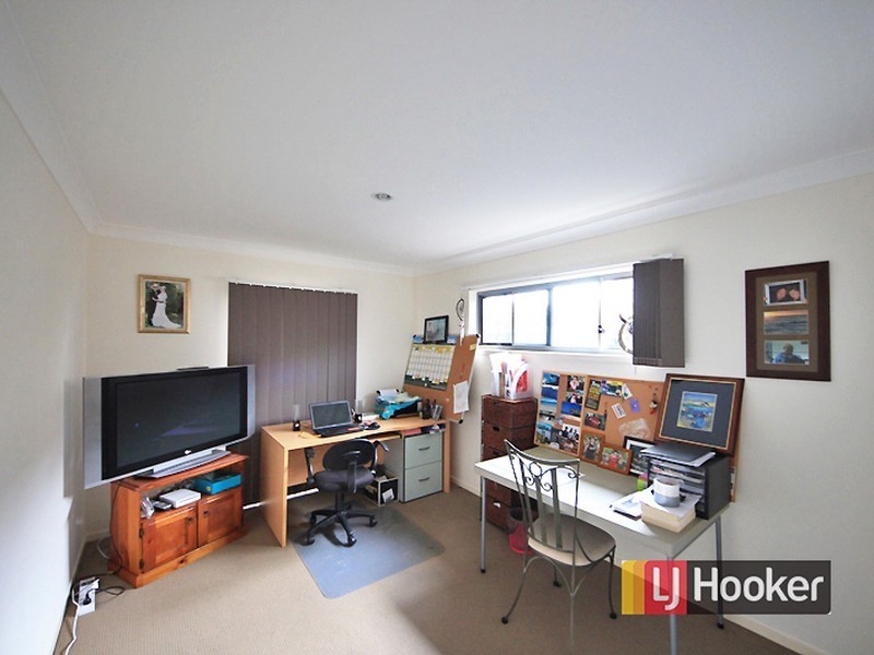 15 Jowarra Street, Kallangur QLD 4503