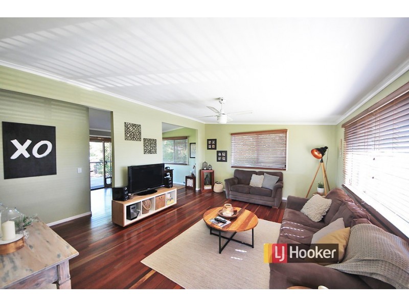 31 Lavercombe Drive, Kallangur QLD 4503