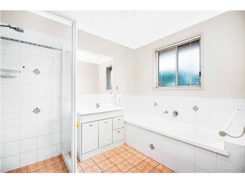 1 Hadleigh Court, Murrumba Downs QLD 4503