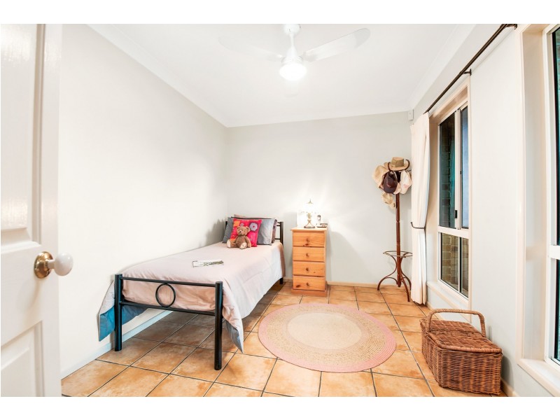 1 Hadleigh Court, Murrumba Downs QLD 4503