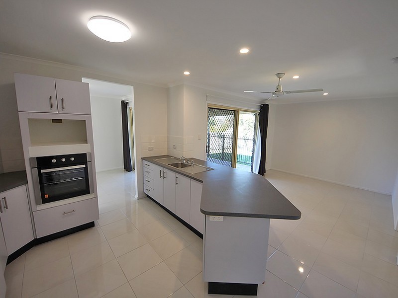 3 Goshawk Drive, Kallangur QLD 4503