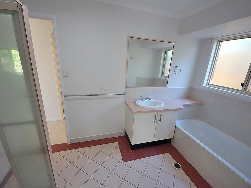 3 Goshawk Drive, Kallangur QLD 4503