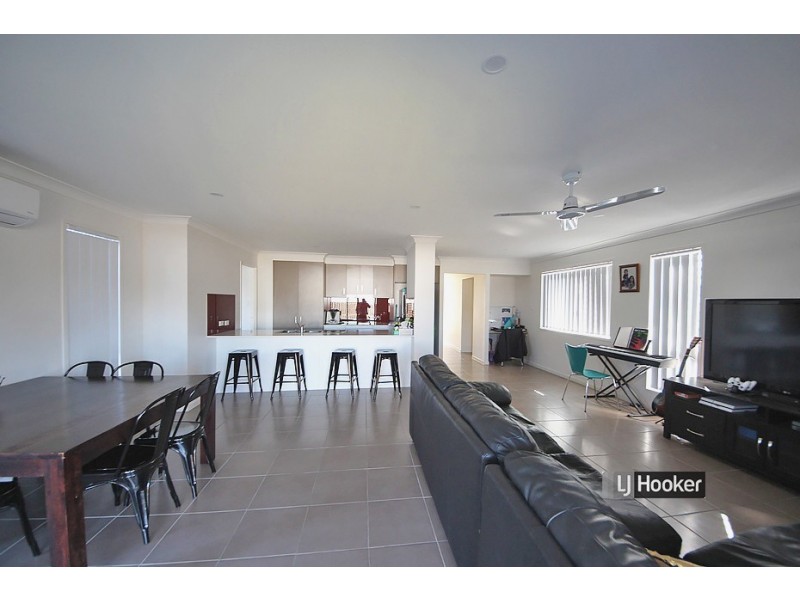 37a Hughes Road East, Dakabin QLD 4503