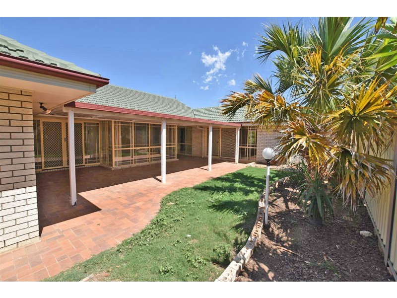 31 Castle Hill Drive, Murrumba Downs QLD 4503