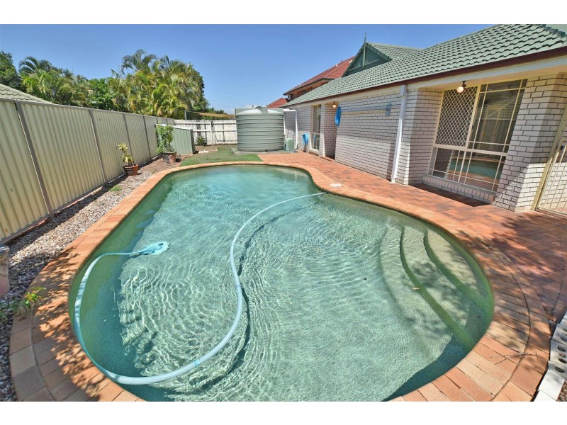 31 Castle Hill Drive, Murrumba Downs QLD 4503