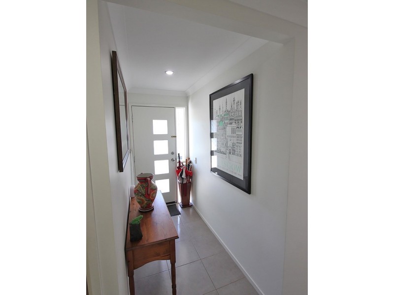 11 Olsen Circuit, Kallangur QLD 4503