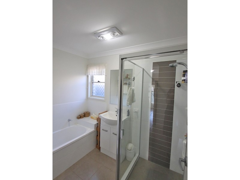 11 Olsen Circuit, Kallangur QLD 4503