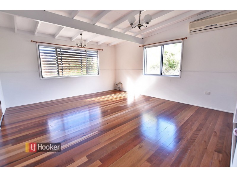 18 Penson Court, Kallangur QLD 4503
