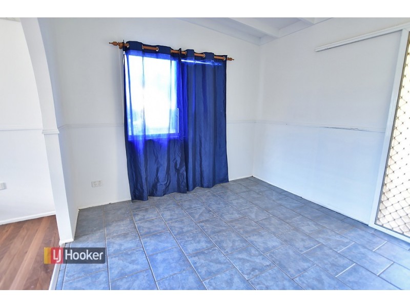 18 Penson Court, Kallangur QLD 4503