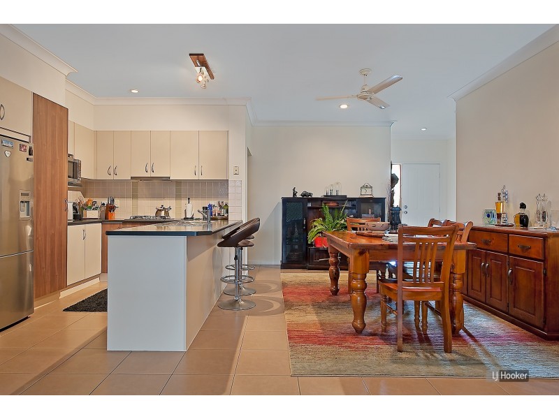 17 Clarence Street, Murrumba Downs QLD 4503