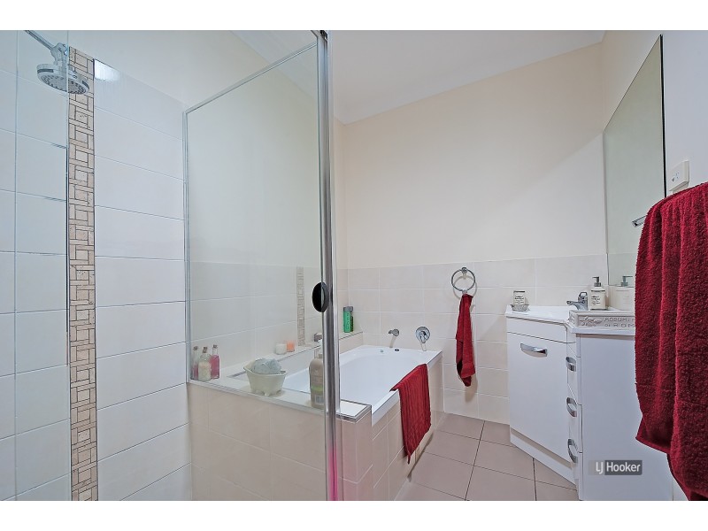 17 Clarence Street, Murrumba Downs QLD 4503