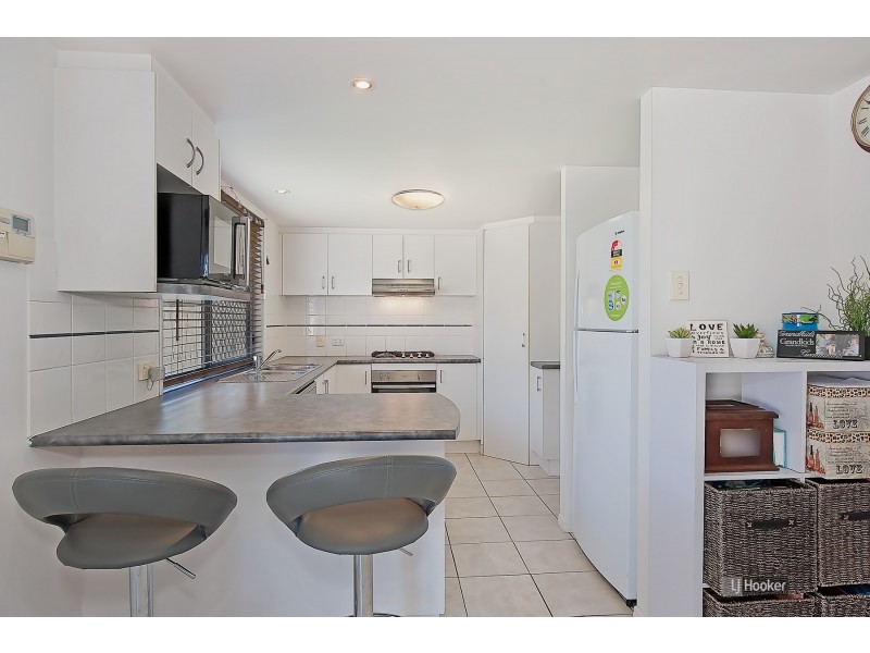 28 Mowbray Court, Kallangur QLD 4503