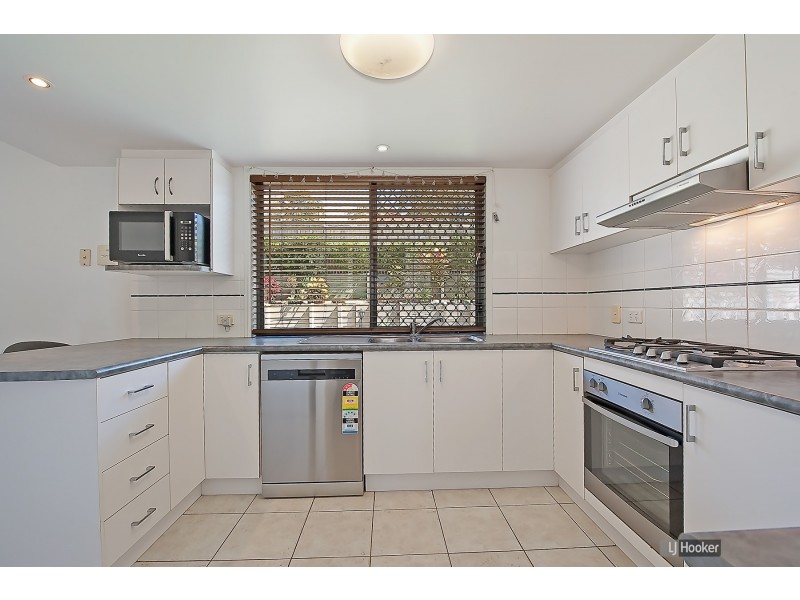 28 Mowbray Court, Kallangur QLD 4503