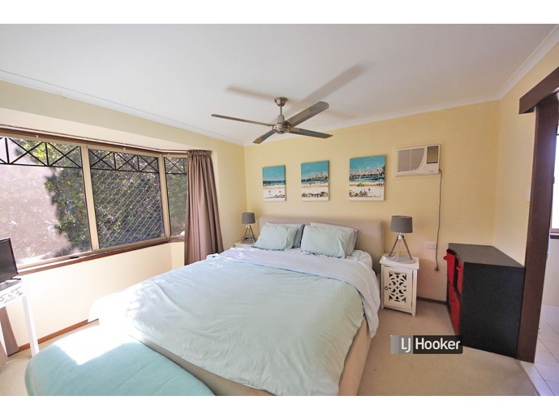 8 Washbrook Crescent, Petrie QLD 4502