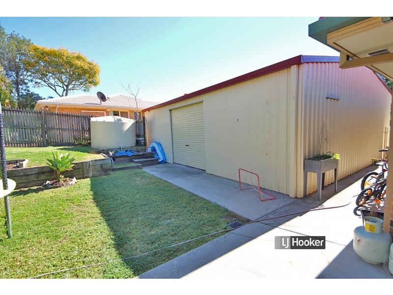 8 Washbrook Crescent, Petrie QLD 4502