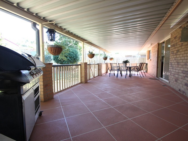 20 Balstrup Road North, Kallangur QLD 4503