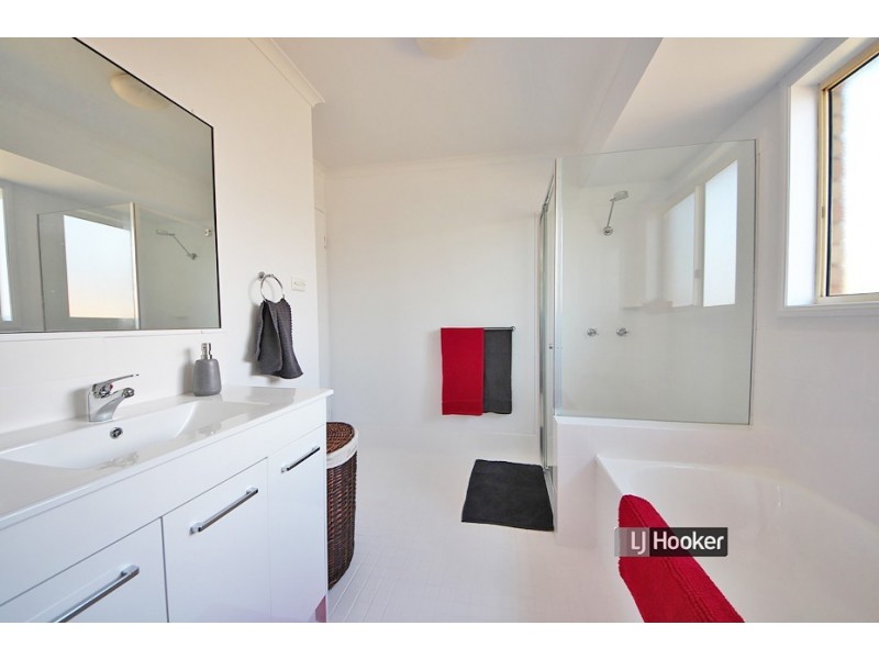 6 Lemonwood Court, Kallangur QLD 4503