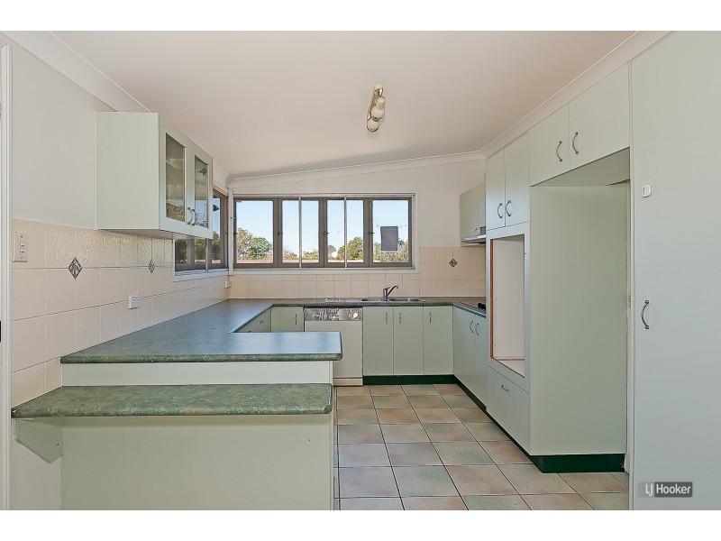 156 School Road, Kallangur QLD 4503