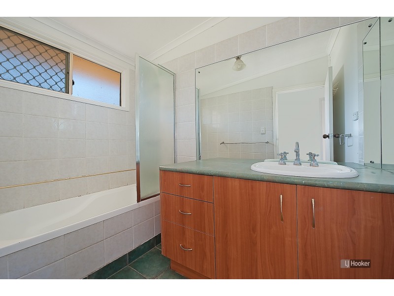 156 School Road, Kallangur QLD 4503