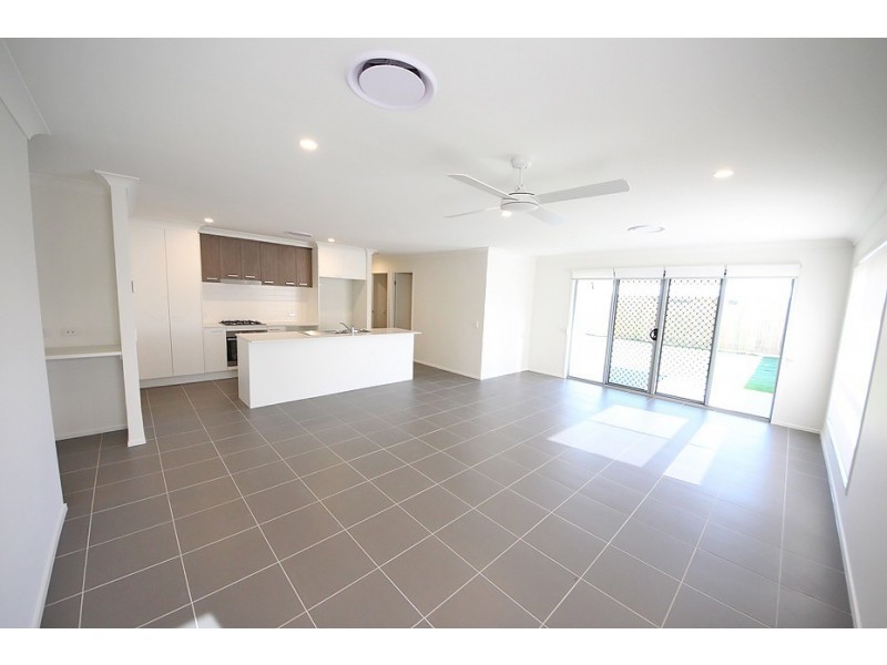 98 Greens Road, Griffin QLD 4503