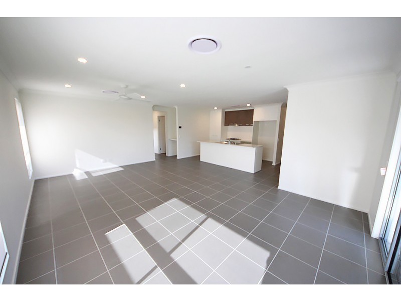 98 Greens Road, Griffin QLD 4503