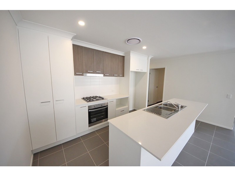 98 Greens Road, Griffin QLD 4503