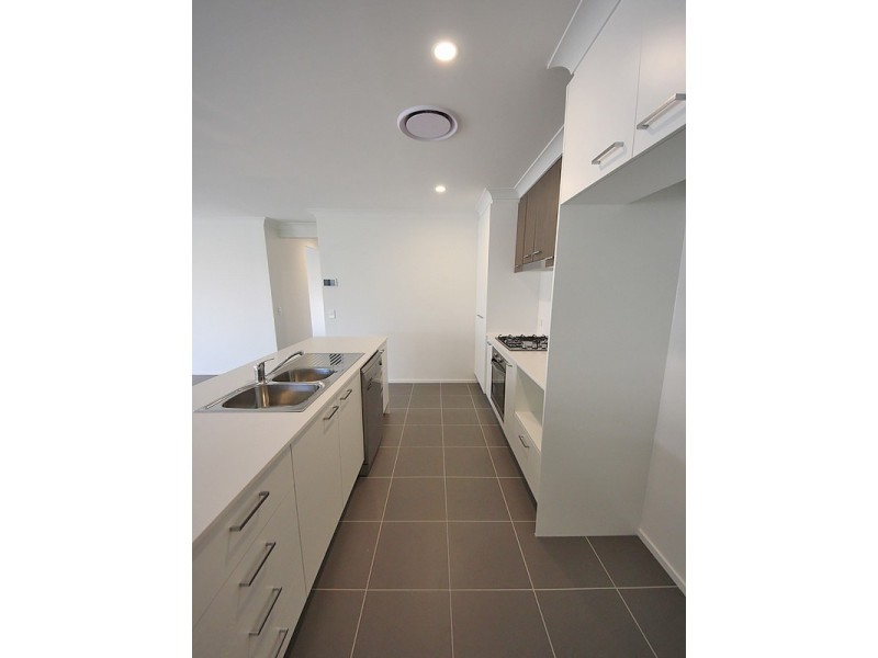 98 Greens Road, Griffin QLD 4503