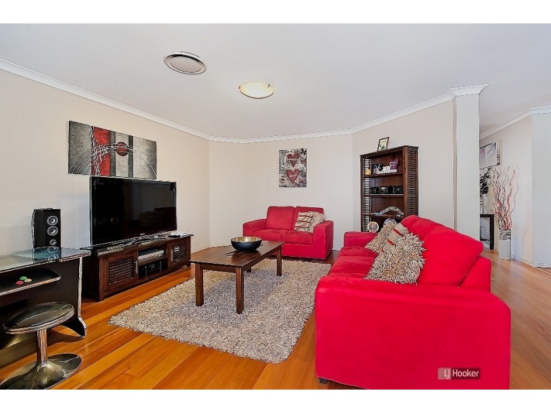 30 Whitfield Crescent, North Lakes QLD 4509