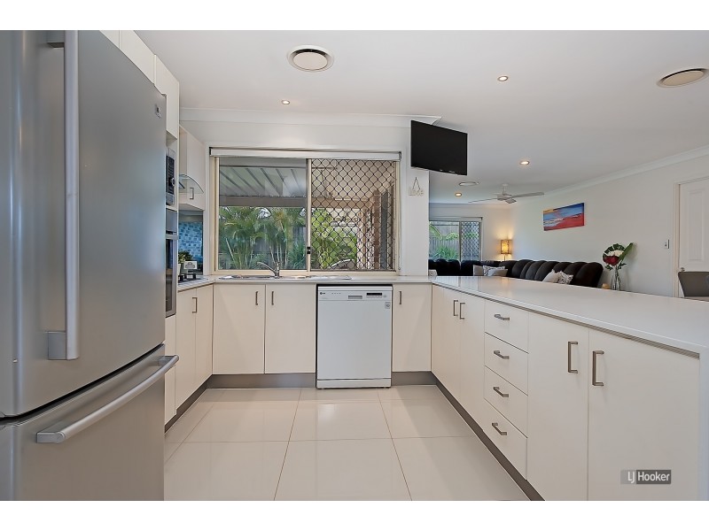 17 Yaraki Court, Murrumba Downs QLD 4503